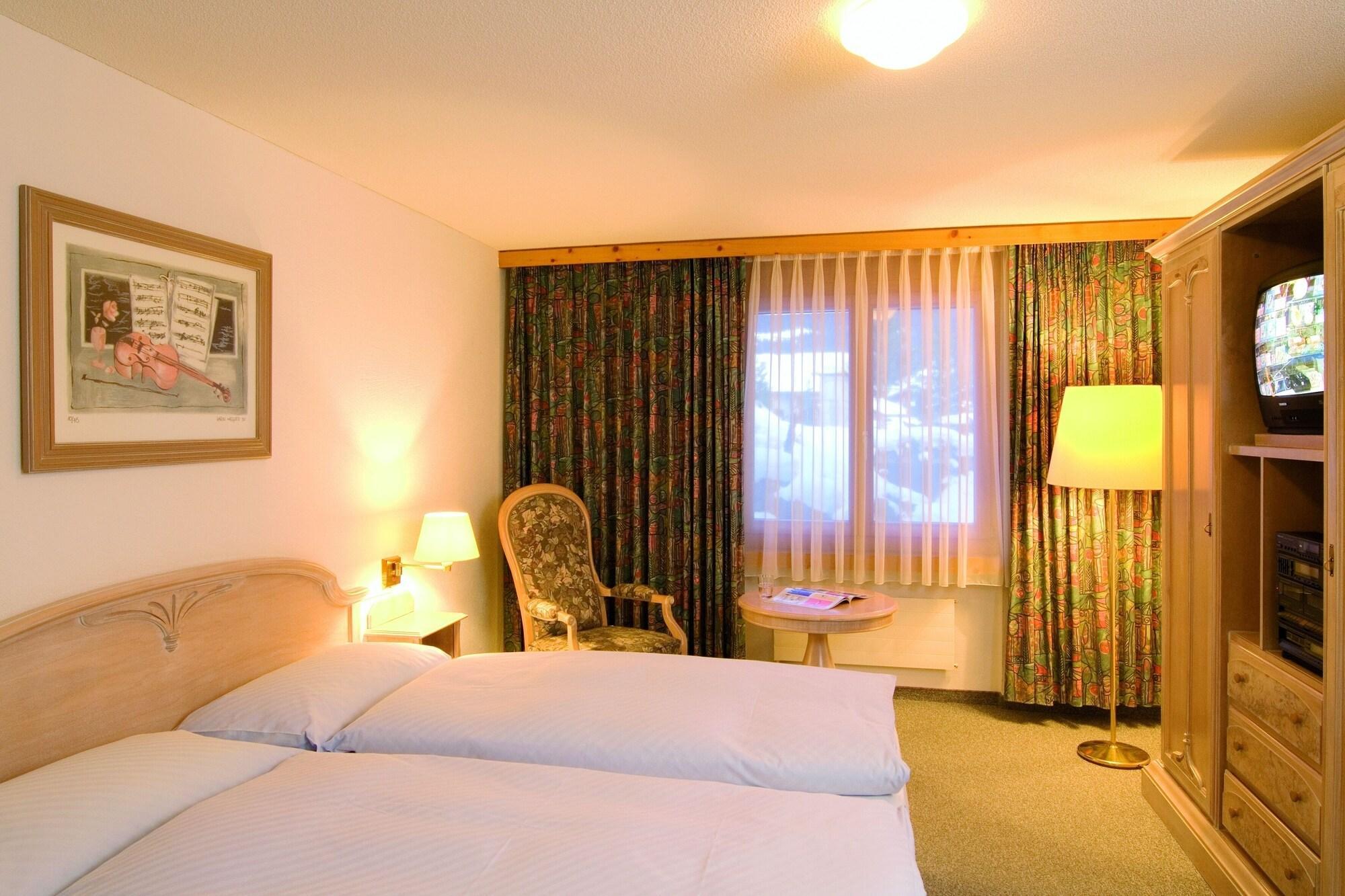 Silvretta Parkhotel Клостерс Экстерьер фото