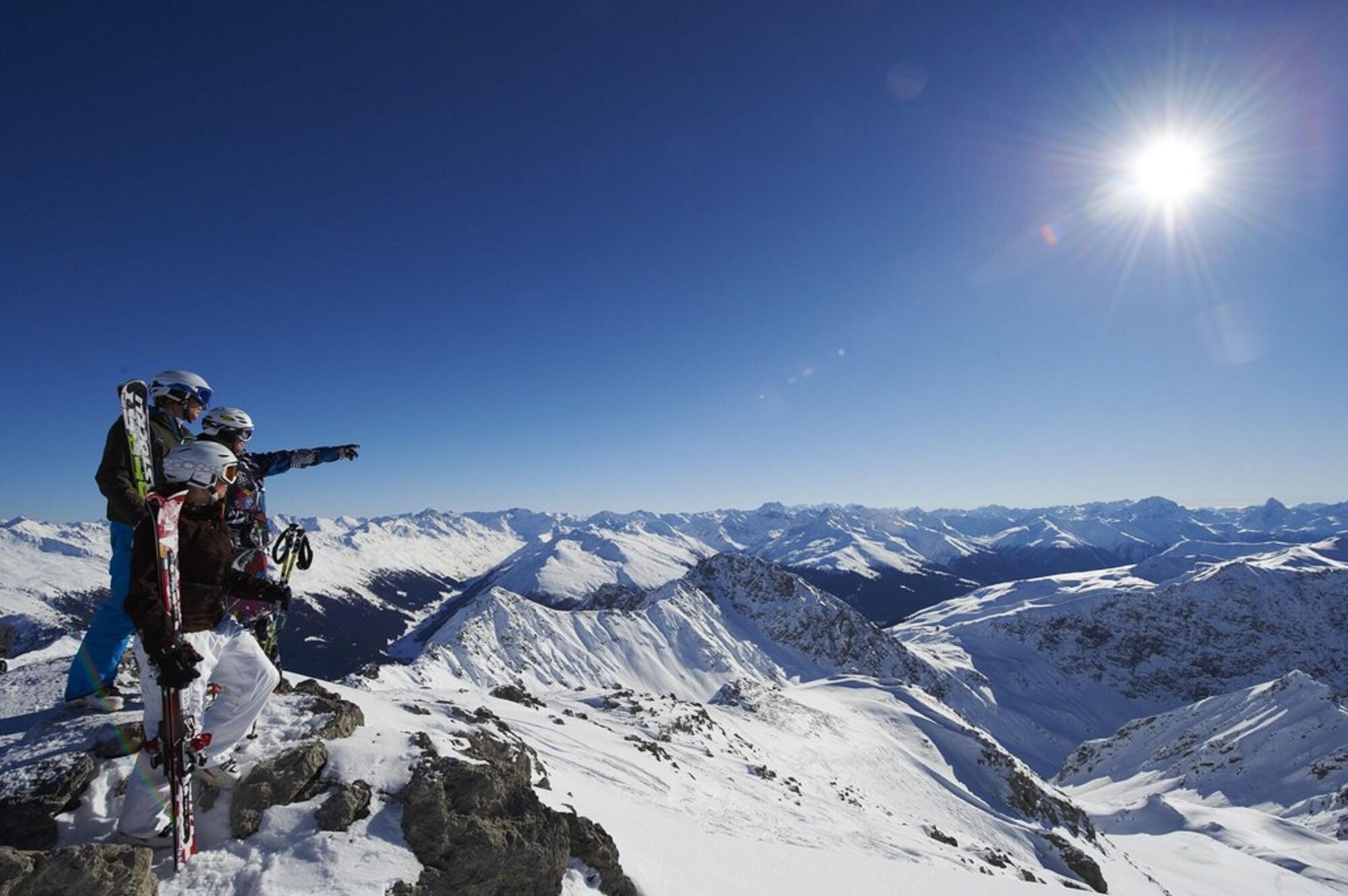 Silvretta Parkhotel Клостерс Экстерьер фото